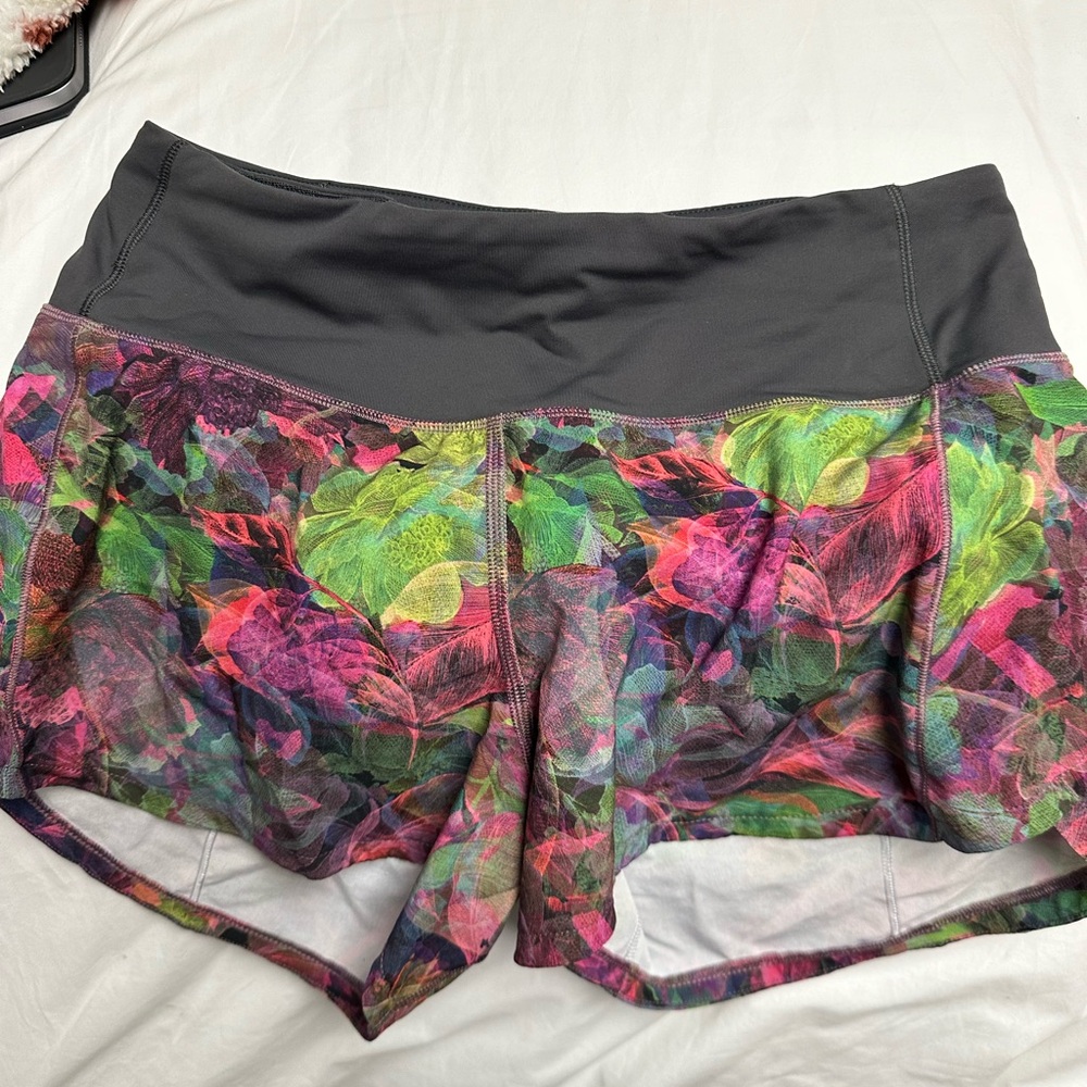 Lulu Shorts size 2